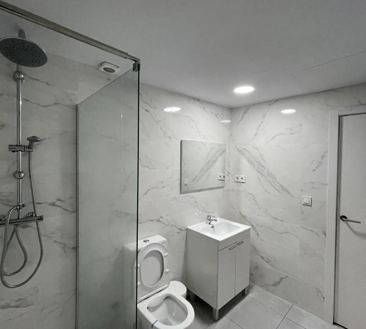 Appartamento Habitacion Para Un Buen Confort En Bcn Barcellona